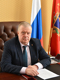 Петроченко Александр Сергеевич - временно исполняющий обязанности заместителя Губернатора Брянской области